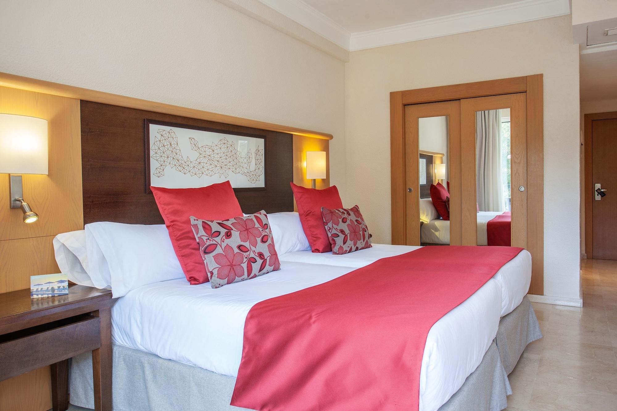 Grupotel Aguait Resort & Spa - Adults Only كالا راتخاذا المظهر الخارجي الصورة