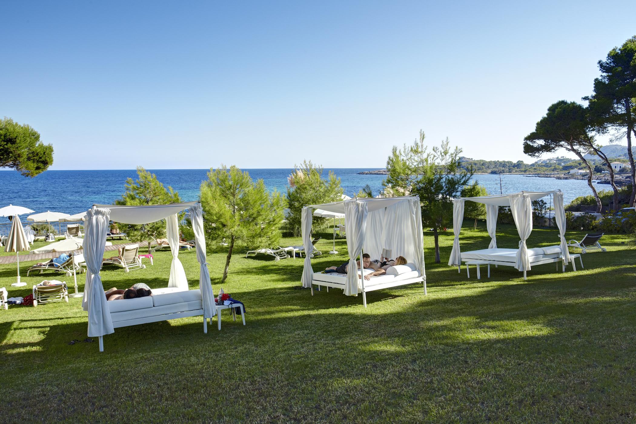 Grupotel Aguait Resort & Spa - Adults Only كالا راتخاذا المظهر الخارجي الصورة