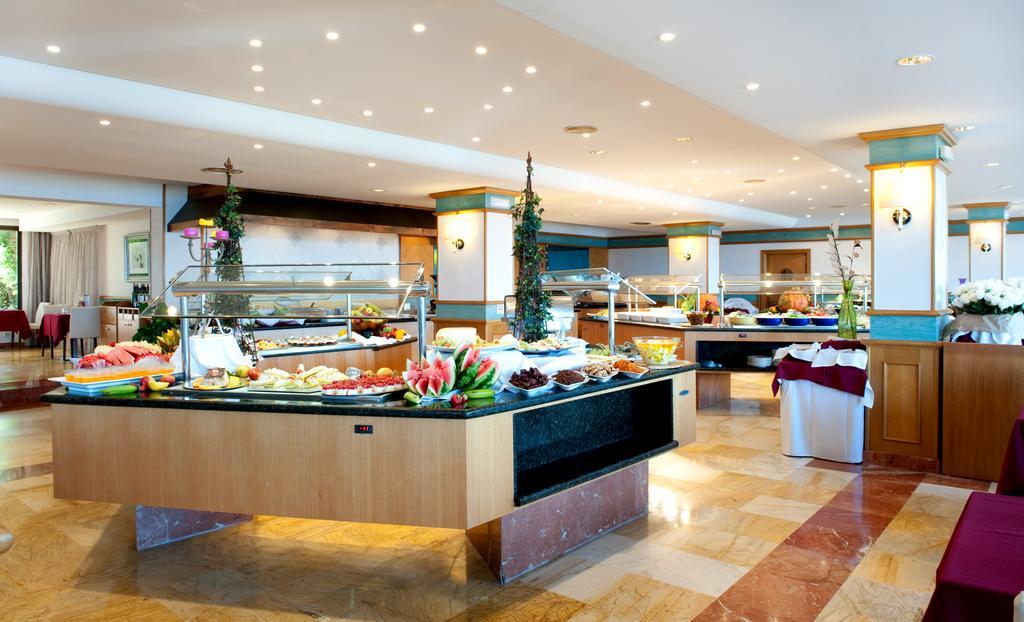 Grupotel Aguait Resort & Spa - Adults Only كالا راتخاذا المظهر الخارجي الصورة